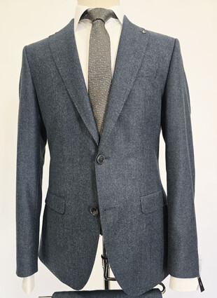 Классический пиджак из 100% шерсти от DIGEL