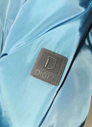 Утепленная куртка от DIGEL