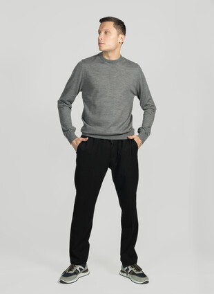 Джемпер с круглым горлом от Enrico Cerini из 100% мериносовой шерсти