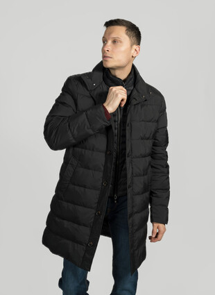 Демисезонный удлиненный пуховик от Enrico Cerini